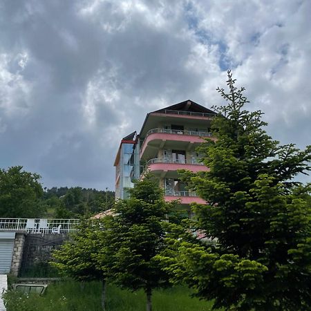 Lura Hotel Fushe-Lure Ngoại thất bức ảnh